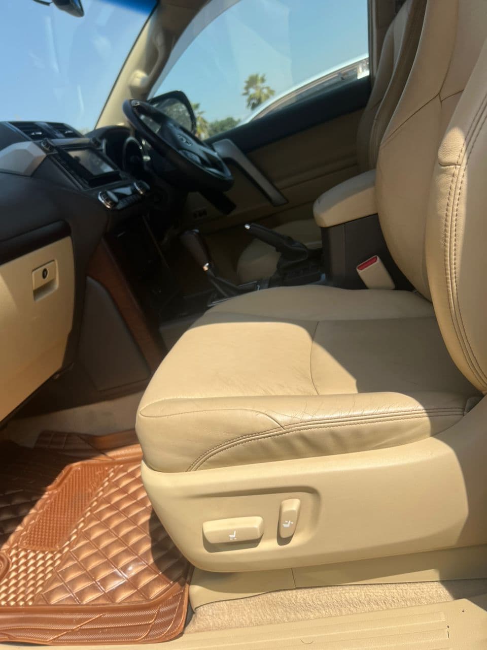 2016 Toyota Land Cruiser