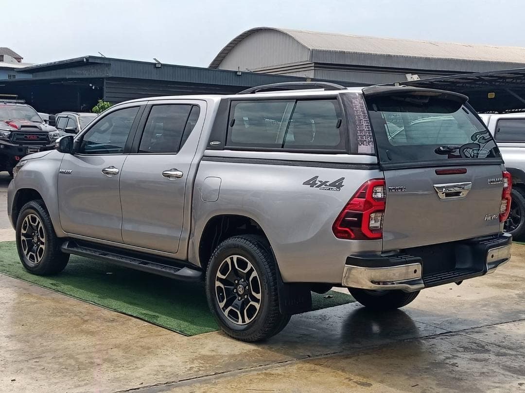 2025 Toyota  Hilux 